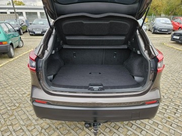 Nissan Qashqai II Crossover Facelifting 1.3 DIG-T  160KM 2019 Nissan Qashqai 1,3 benzyna 160KM kamera automat, zdjęcie 14