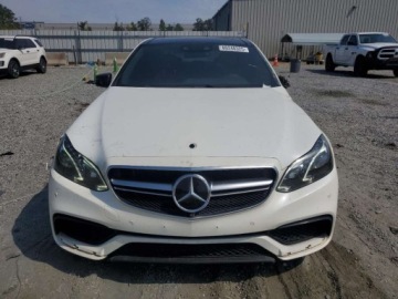 Mercedes Klasa E W212 2014 Mercedes-Benz Klasa E 63 AMG-S 2014 5.5l 5.5 Benzyna 577KM, zdjęcie 5