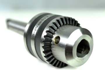 MAGNUM HGMD 32 60 18000N 230V МАГНИТНО-СВЕРЛИЛЬНЫЙ СТАНОК Нарезной станок