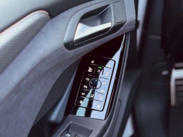 Audi 2025 Audi A6 Avant e-tron Pakiet Tech plus,Interieur S,Technology Elektryczny, zdjęcie 12