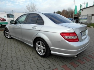 Mercedes Klasa C W204 Limuzyna 1.8 200 K 184KM 2008 Mercedes-Benz Klasa C AMG Avantgarde Kompressor Doinwestowany 1.8 Benzyna, zdjęcie 2