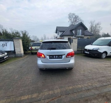 Mercedes Klasa B W246 Sports Tourer 180 CDI BlueEFFICIENCY Edition 109KM 2015 Mercedes-Benz Klasa B Mercedes-Benz Klasa B 180 (CDI) d BlueEff Edition St, zdjęcie 2