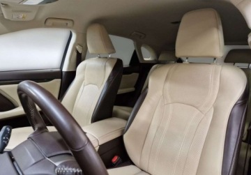 Lexus RX IV SUV 300t 238KM 2019 Lexus RX Elegance, GPS, Kamera cofania, Fotele elektryczne i podgrzewane, zdjęcie 3