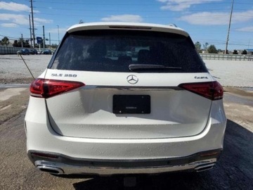 Mercedes GLE V167 2021 Mercedes-Benz GLE 2021, 2.0L, 4x4, od ubezpieczalni 2.0 Benzyna 255KM, zdjęcie 4