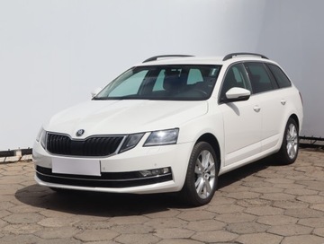Skoda Octavia III Scout 2.0 TDI 184KM 2017 Skoda Octavia 2.0 TDI, Salon Polska, 181 KM, 4X4, zdjęcie 1