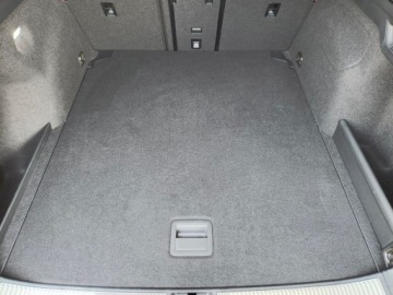 Volkswagen Passat B8 Variant Facelifting 2.0 TDI SCR 150KM 2025 Volkswagen Passat Variant R-Line 2.0TDI 150KM DSG Matrix Hak Masaz Keyless, zdjęcie 34