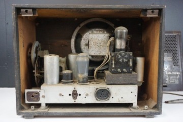 Немецкая лампа радио Saba 355 WH 1939/40