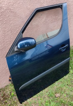 DVEŘE LEVÉ SKODA ROOMSTER KOMPLETNÍ LW5Q