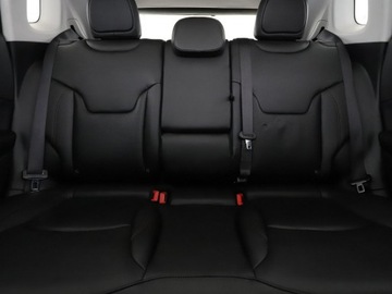 Jeep Compass II SUV Plug-In 1.3 T4 240KM 2020 Jeep Compass Trailhawk PHEV 4xe skóra panorama, zdjęcie 17