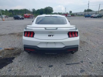 Ford Mustang VI 2024 Ford Mustang GT Premium Fastback 2024 5.0l 5.0 Benzyna 486KM, zdjęcie 4