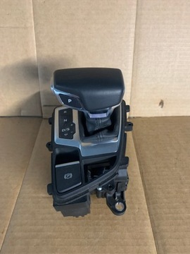 AUDI A4 B9 A5 8W LEWAREK ZMIANY BIEGÓW 8W1713041H