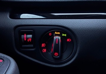 Volkswagen Sharan II Van Facelifting 1.4 TSI 150KM 2022 Volkswagen Sharan 1.4TSI 150KM DSG Highline Bixenon CarPlay FV23 SAlon PL, zdjęcie 30