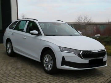 Skoda Octavia IV Kombi 2.0 TDI 150KM 2026 SKODA Octavia Drive Essence 2.0 TDI DSG Combi 150KM 2026, zdjęcie 2