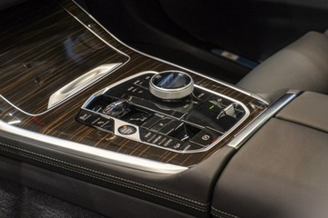 BMW X7 SUV Facelifting 3.0 40d 352KM 2025 BMW X7 xDrive40d - Dostępne od ręki!, zdjęcie 21