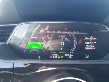Audi Q8 2024 Audi Q8 E-Tron Sportback Premium Plus 2024 Elektryczny 355KM, zdjęcie 9