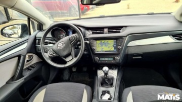 Toyota Avensis III Wagon Facelifting 2015 1.8 Valvematic 147KM 2017 Toyota Avensis 1.8BENZ manual Navi kamera climatronic 100 bezwypadek 1.8, zdjęcie 3