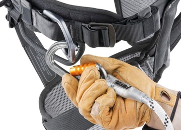 Ремень Petzl Astro Bod Fast, международная версия, размер 1