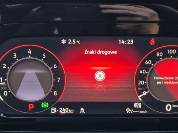 Volkswagen Golf VIII GTI 2.0 TSI 245KM 2021 Volkswagen Golf GTI Faktura VAT Kamera FULL LED 2.0 Benzyna 245KM, zdjęcie 15