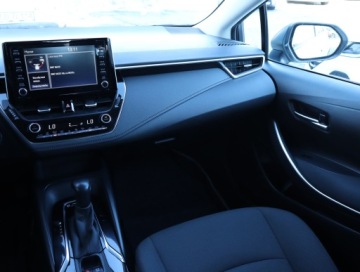 Toyota Corolla XII Sedan 1.8 Hybrid 122KM 2021 Toyota Corolla 1.8 Hybrid, Salon Polska, Automat, zdjęcie 7