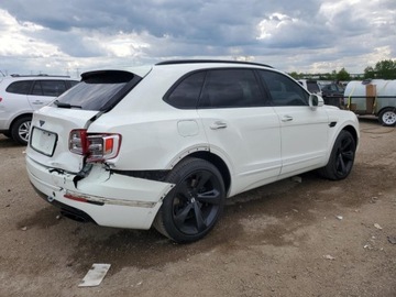 Bentley Bentayga 2018 Bentley Bentayga 2018 6.0l 6.0 Benzyna 600KM, zdjęcie 3