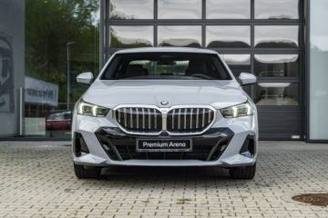 BMW Seria 5 G90-91 Touring 2.0 520d 197KM 2026 BMW 520 xDrive Limuzyna - DEMO, zdjęcie 6
