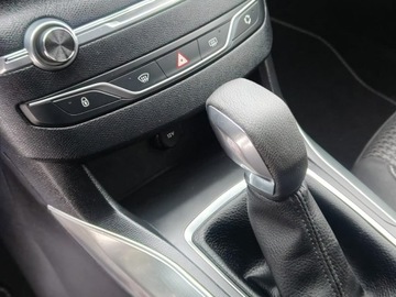 Peugeot 308 II Hatchback 5d 1.2 PureTech 130KM 2017 Peugeot 308 T9 1.2 Benzyna 131KM, zdjęcie 28
