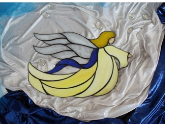 Ангелочек из желтого витражного стекла Tiffany Kal, подвесной