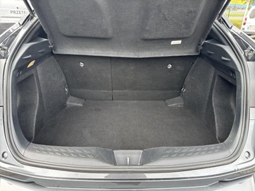 Toyota C-HR I Crossover Facelifting 1.8 Hybrid 122KM 2023 Toyota C-HR 1.8 Hybrid GPF Comfort, zdjęcie 9