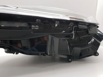 LEXUS RX 450H 2021 PŘEDNÍ STRANA LEVÝ SVĚTLO RHD