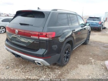 Volkswagen 2024 Volkswagen Atlas 2024r., 4x4, 2.0L 2.0 Benzyna 269KM, zdjęcie 3