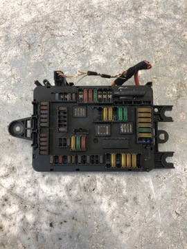 BMW F31 БЛОК ПРЕДОХРАНИТЕЛЕЙ 9389070