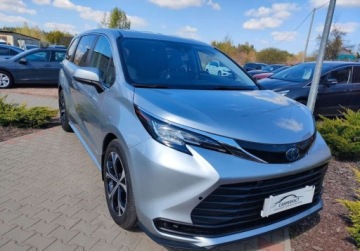 Toyota Sienna III 2021 Toyota Sienna 2.5 HSD HYBRYDA Gwarancja 83 tys. km Zobacz 2.7 Benzyna, zdjęcie 13
