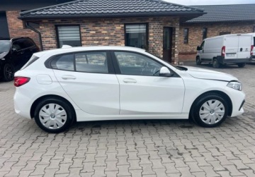 BMW Seria 1 F40 2022 BMW Seria 1 1.5 Diesel 116 KM LED Nawigacja Sensor 1.5 Diesel 116KM, zdjęcie 1