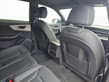 Audi Q8 SUV 3.0 55 TFSI 340KM 2024 Audi Q8 pneumatyka, head up, hak, aktywny tempomat, 3.0 Benzyna 340KM, zdjęcie 23