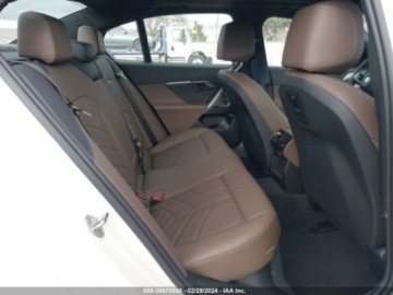 BMW 2024 BMW i5 m60, 2024r., 4x4, zdjęcie 9