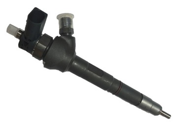 Wtryskiwacz Bosch 0445110639 04L130277AA VW Tiguan