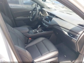 Cadillac 2022 Cadillac XT4 Sport 2022 2.0l 2.0 Benzyna 235KM, zdjęcie 9