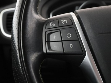 Volvo V40 II 2019 Volvo V40 R-line full LED klima auto navi grzane, zdjęcie 28