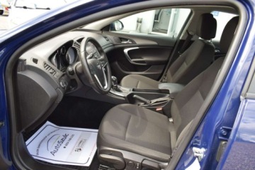 Opel Insignia I Sedan 2.0 CDTI ECOTEC 110KM 2010 Opel Insignia 2.0 CDTI, Zarejestrowany, Limuzyna, Tempomat, Klima, Rok Gwa, zdjęcie 14