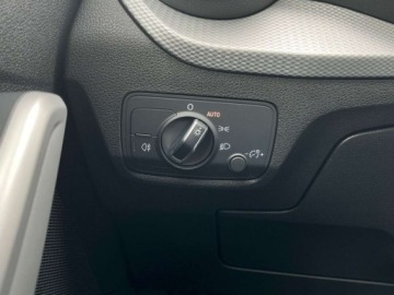 Audi Q2 SUV Facelifting 1.5 35 TFSI 150KM 2025 Audi Q2 Skorzana tapicerka Car play Faktura Vat 1.5 Benzyna 150KM, zdjęcie 16