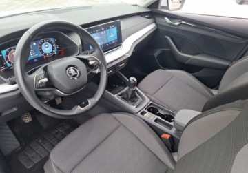 Skoda Octavia IV Liftback 1.5 TSI EVO 150KM 2024 Skoda Octavia SalonPL 1.5TSI 150KM Selection SerwisASO Virtual Matrix Kess, zdjęcie 8