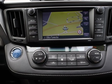 Toyota RAV4 IV MPV Facelifting 2.5 Hybrid 197KM 2016 Toyota RAV 4 2.5 Hybrid, Salon Polska, Serwis ASO, zdjęcie 18