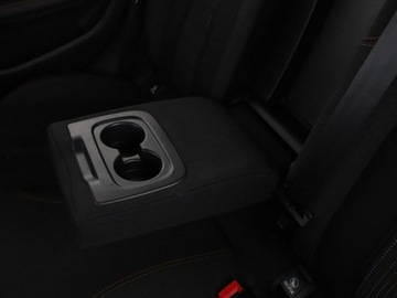 Peugeot 308 II Hatchback Facelifting 1.2 PureTech 130KM 2018 Peugeot 308 Automat Navi Klimatyzacja Kamera, zdjęcie 35