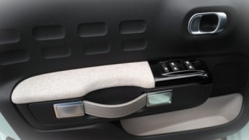 Citroen C3 III Hatchback 1.2 PureTech 82KM 2017 CITROEN C3 1.2L benzyna 82KM 2017r, zdjęcie 28