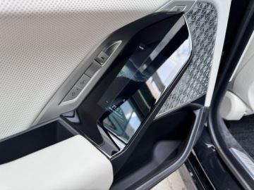 BMW Seria 7 G70 Sedan Plug-In 3.0 M60e 571KM 2023 BMW M760 Gwarancja 01.29. FV 23%. Pełne wyposaż., zdjęcie 28