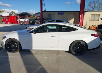 Mercedes CLE Coupe 3.0 450 381KM 2024 Mercedes-Benz CLE MERCEDES-BENZ CLE 450 4MATIC 3.0 Benzyna 380KM, zdjęcie 5