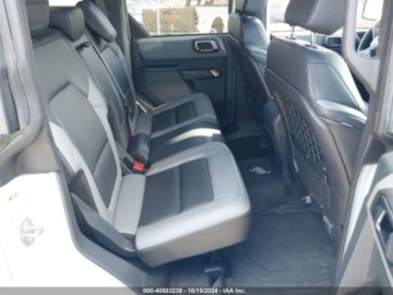 Ford Bronco VI 2024 Ford Bronco Black Diamond, 2024r., 4x4, 2.3L 2.3 Benzyna 275KM, zdjęcie 7