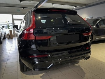 Volvo XC60 II 2025 VOLVO XC60 B5 B AWD Ultra Black Edition Suv 2.0 (264KM) 2025, zdjęcie 6