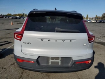 Volvo XC40 2021 Volvo XC 40 Recharge 2021 Elektryczny 402KM, zdjęcie 2