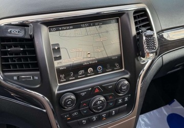 Jeep Grand Cherokee IV Terenowy Facelifting 3.0 CRD 250KM 2016 Jeep Grand Cherokee Salon PL FV23 Pneumatyka ACC Martwe Pole Panorama Skor, zdjęcie 13